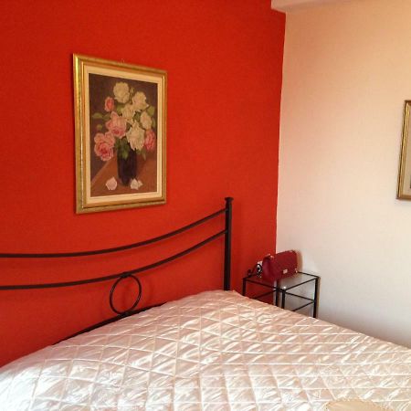 Apartamento Mansarda In Borgo Dora Turín Exterior foto