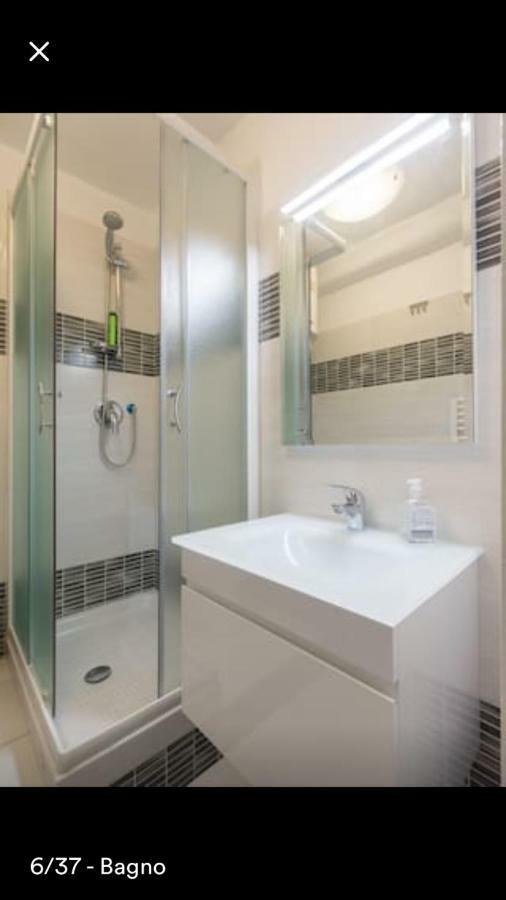 Apartamento Mansarda In Borgo Dora Turín Exterior foto